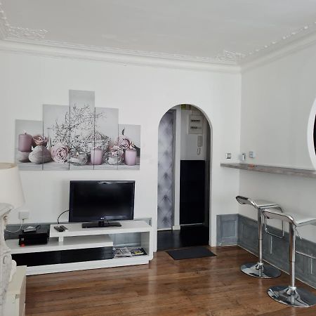 Le Baron Appartement Charleville-Mézières Buitenkant foto