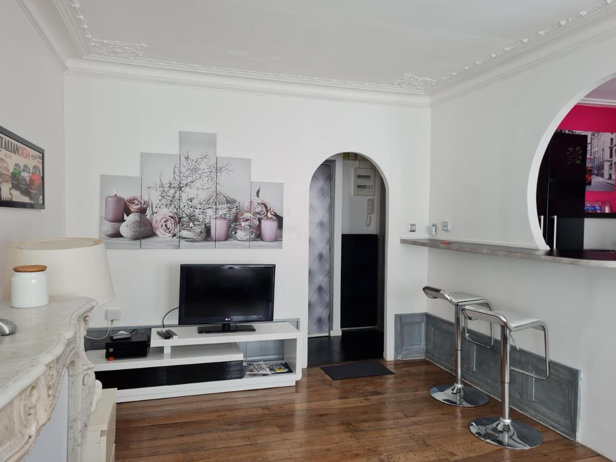 Le Baron Appartement Charleville-Mézières Buitenkant foto
